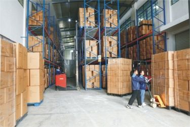 Ningbo Yolanda Spray Co., Ltd. निर्माता उत्पादन लाइन
