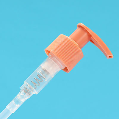 आंतरिक वसंत प्लास्टिक लोशन पंप पुनः प्रयोज्य लोशन डिस्पेंसर 1.00ml/T - 1.50ml/T शरीर धोने के लिए